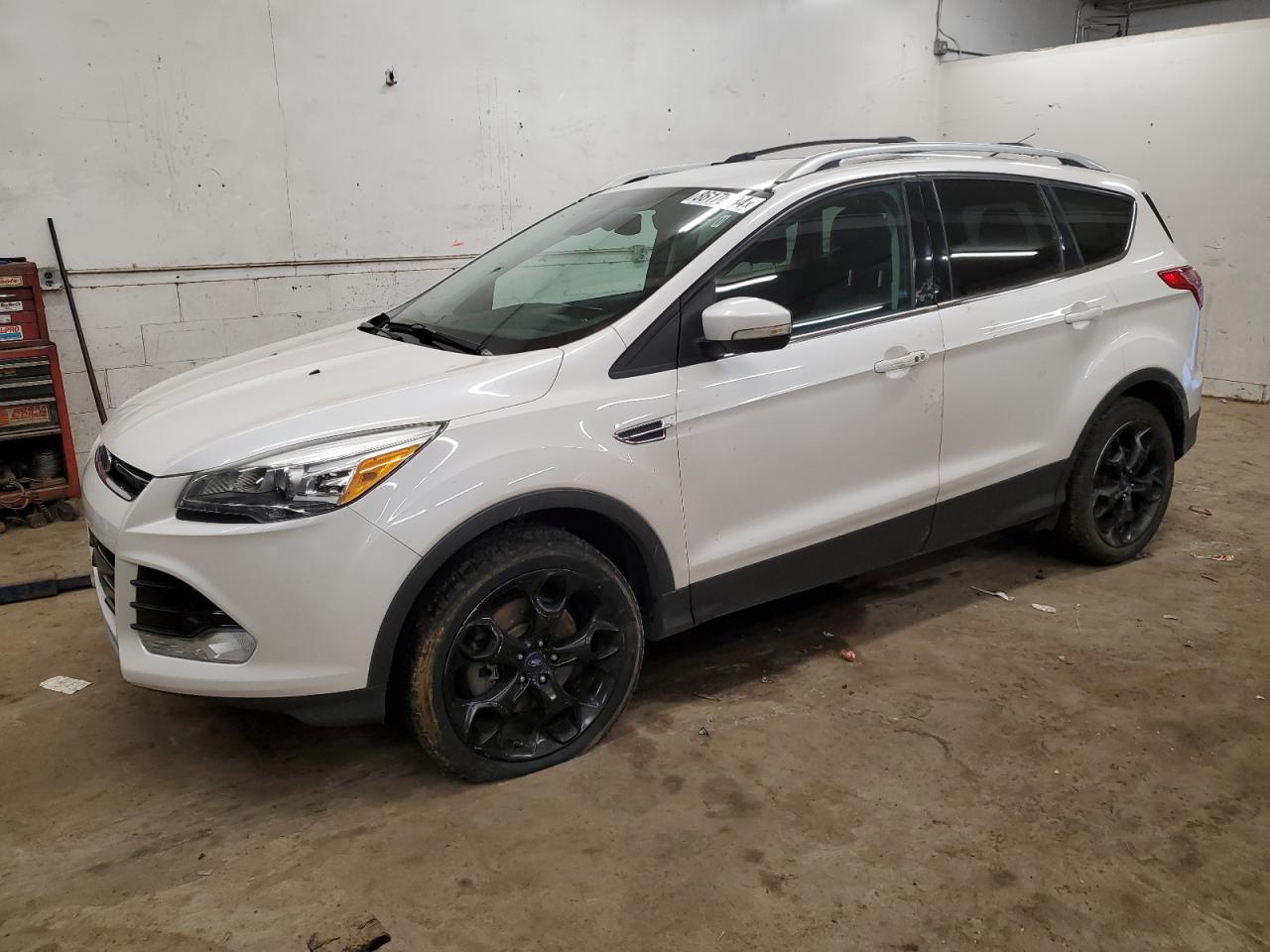 FORD ESCAPE TIT 2013