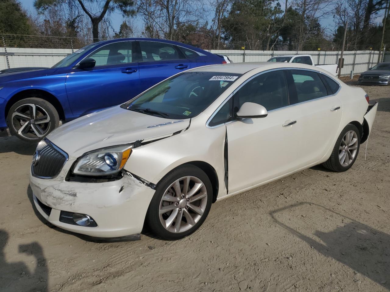 BUICK VERANO 2012