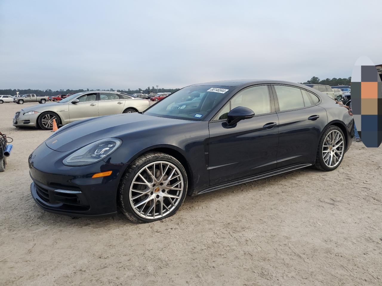 PORSCHE PANAMERA 4 2018