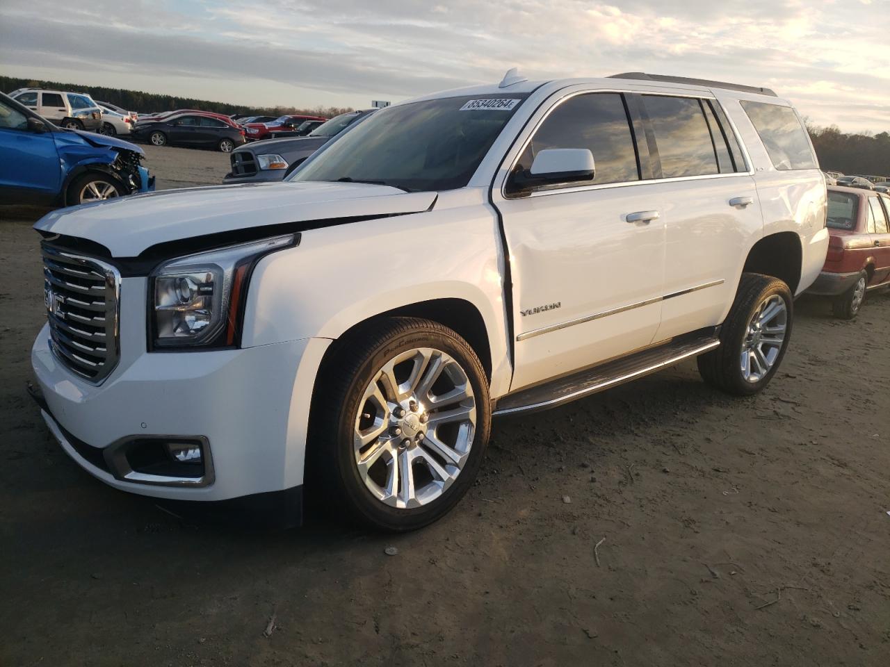 GMC YUKON SLT 2017
