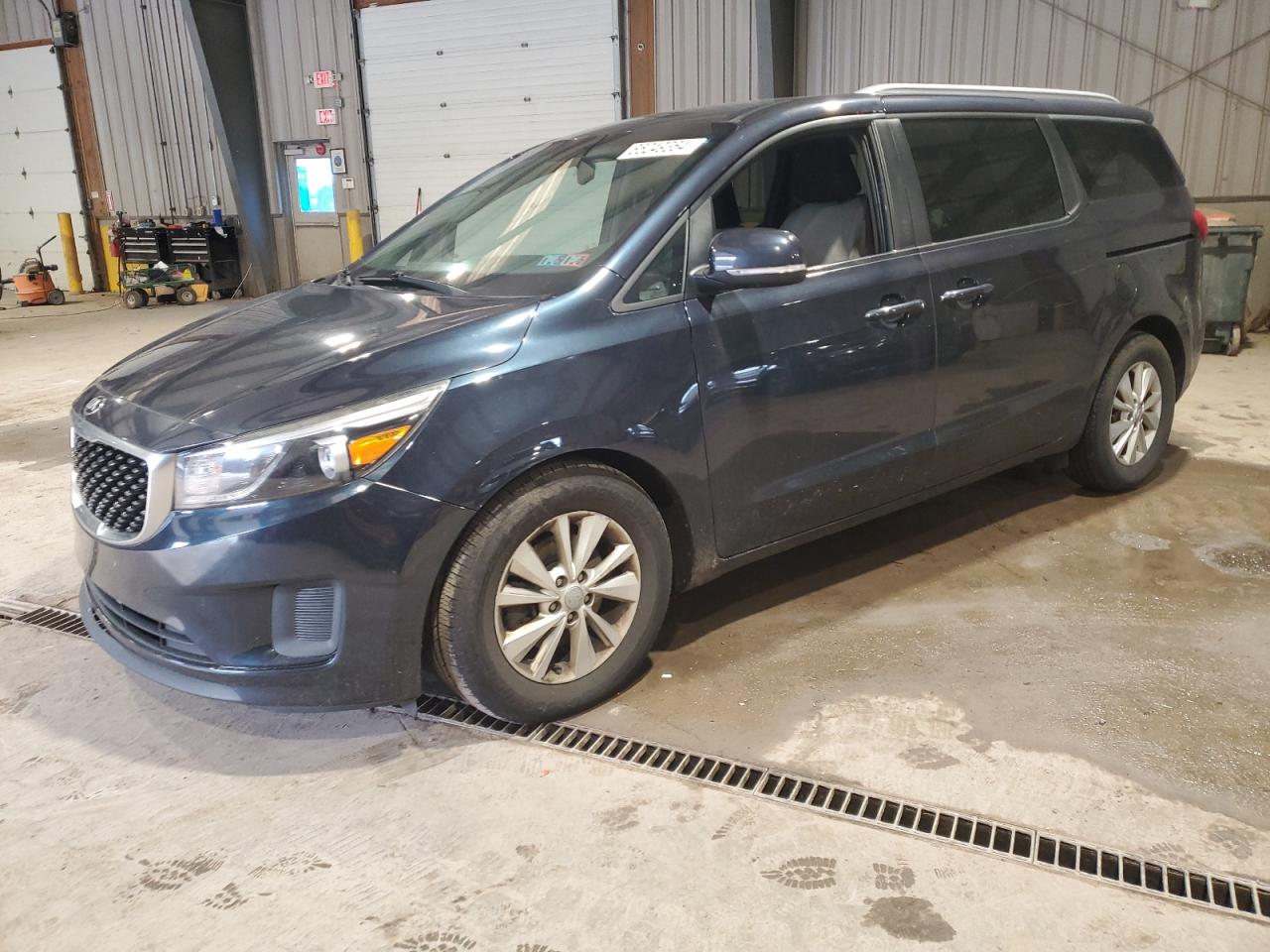 KIA SEDONA LX 2016