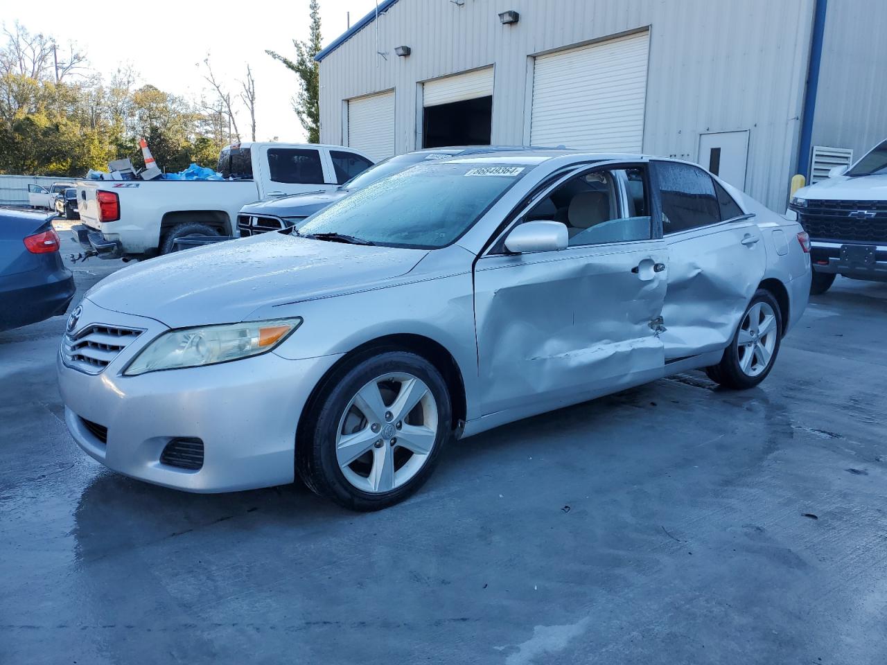 TOYOTA CAMRY BASE 2011
