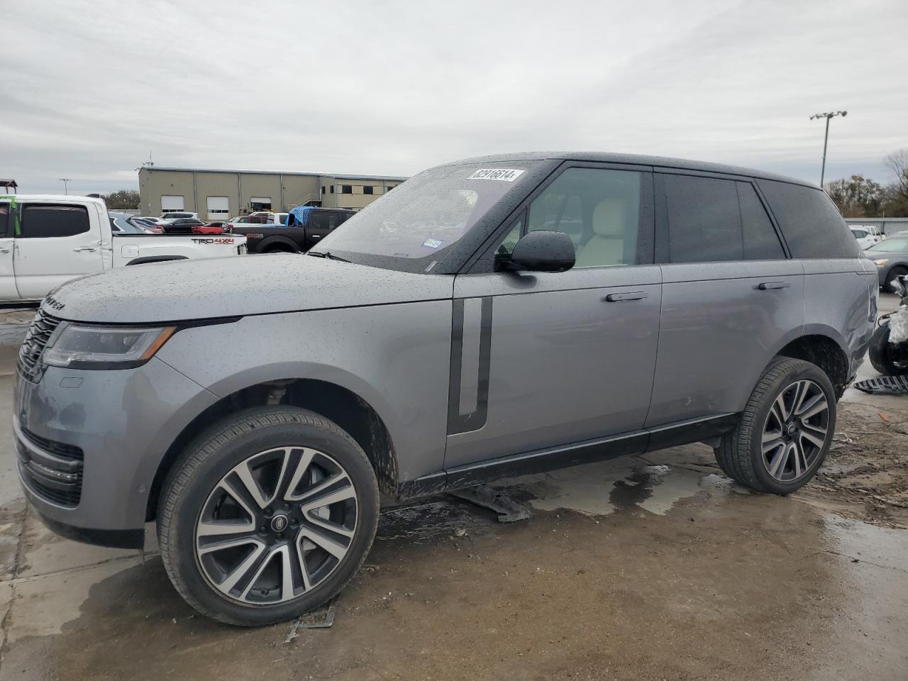 LAND ROVER RANGE ROVE 2023