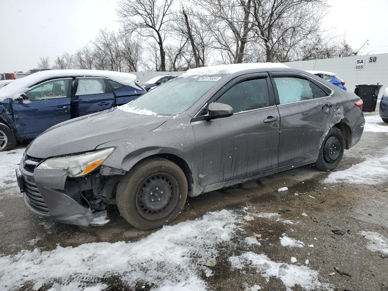TOYOTA CAMRY LE 2016