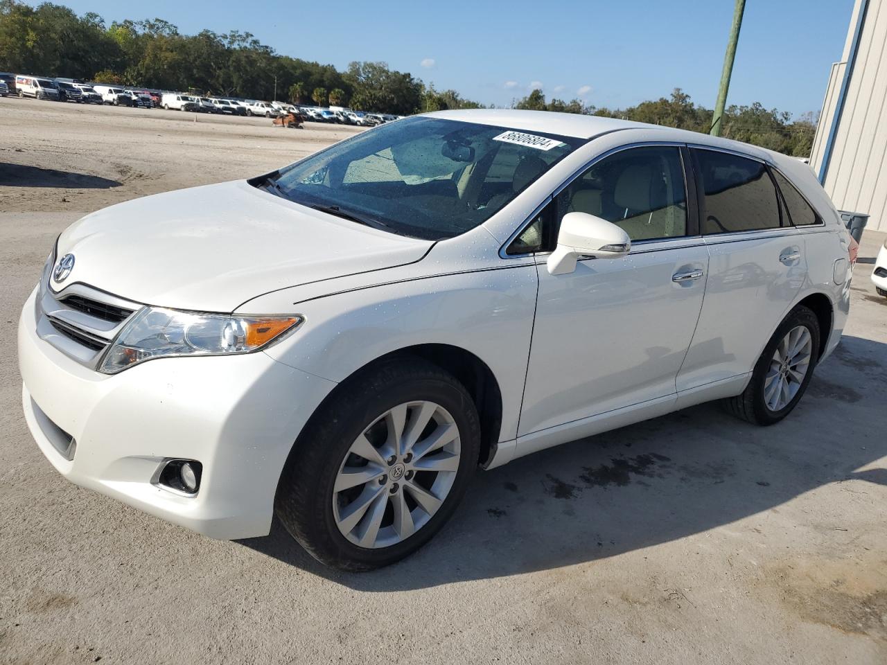 TOYOTA VENZA LE 2015