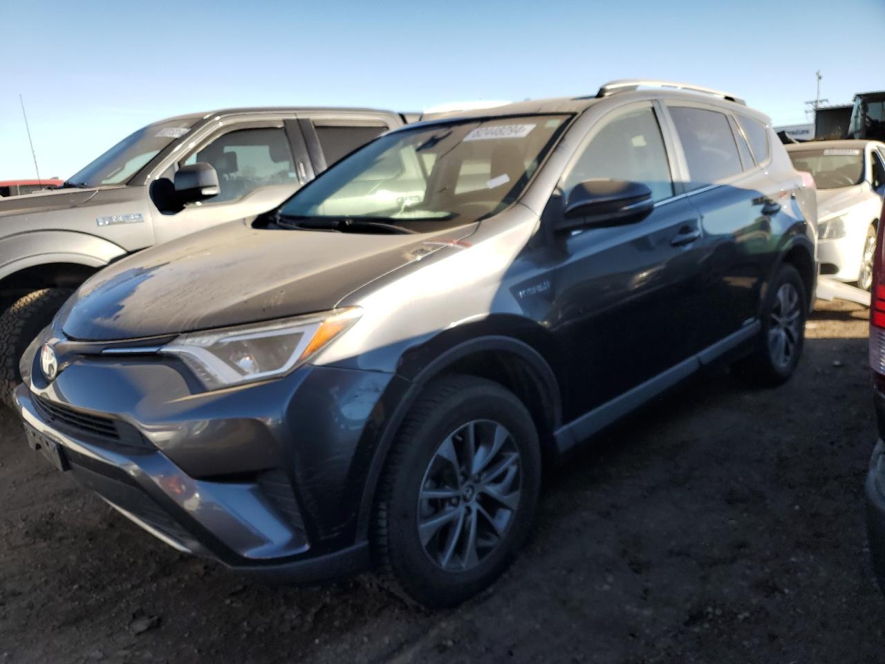 TOYOTA RAV4 HV LE 2018