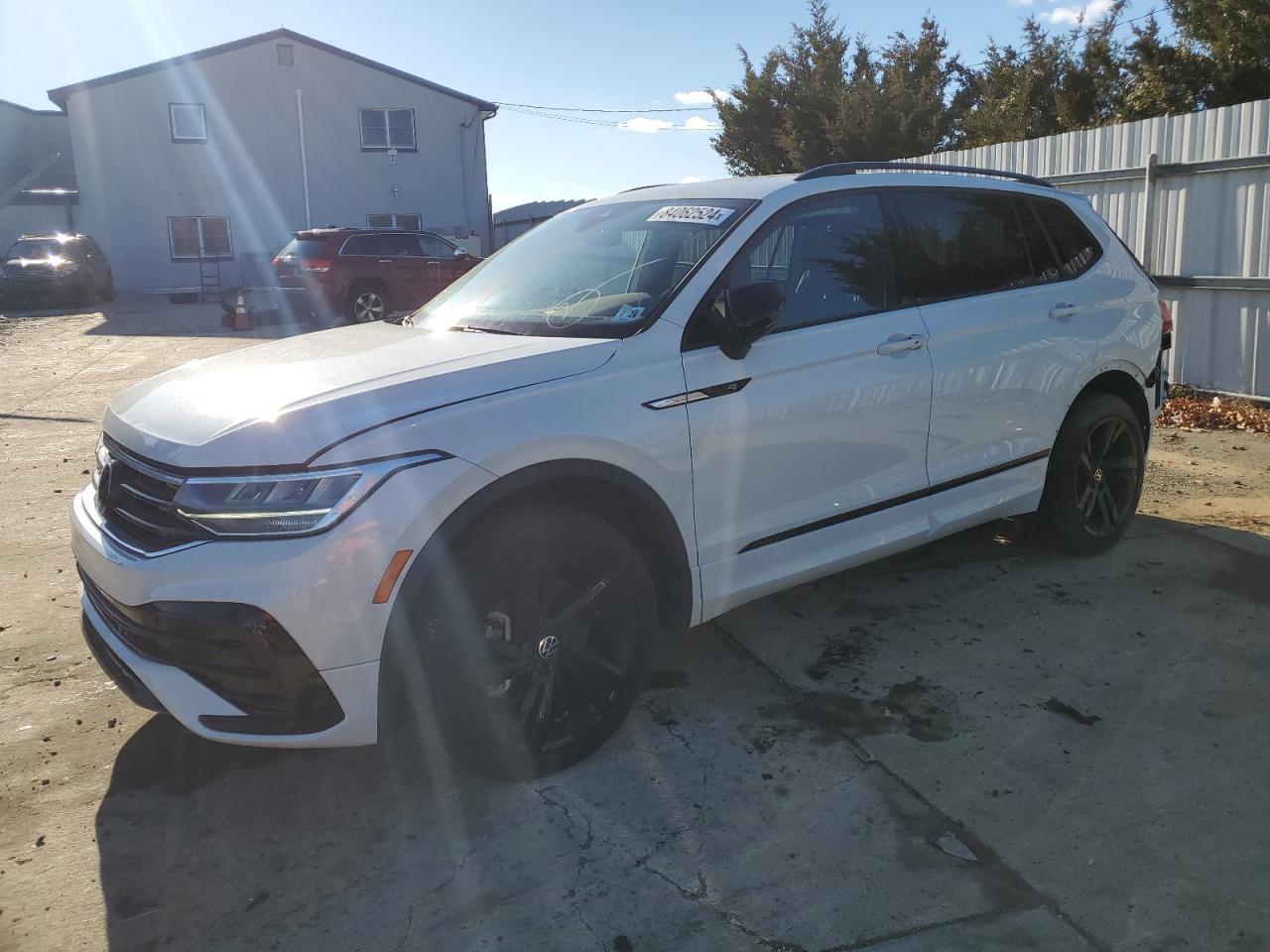 VOLKSWAGEN TIGUAN 2023