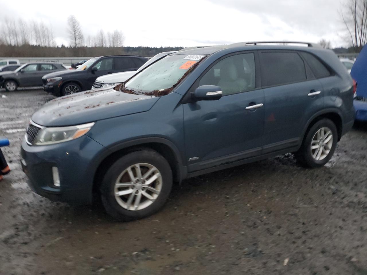 KIA SORENTO LX 2015