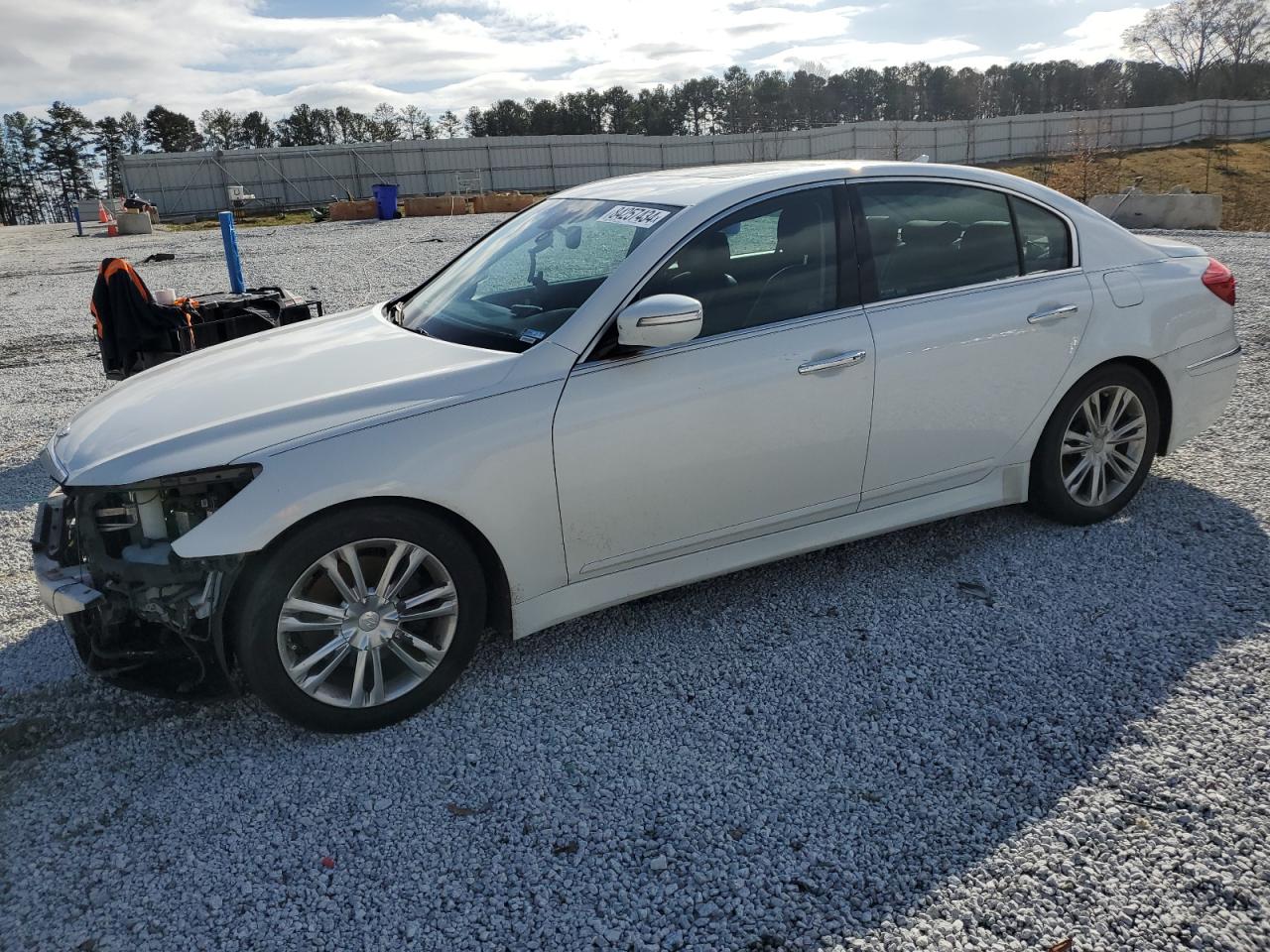 HYUNDAI GENESIS 3. 2012