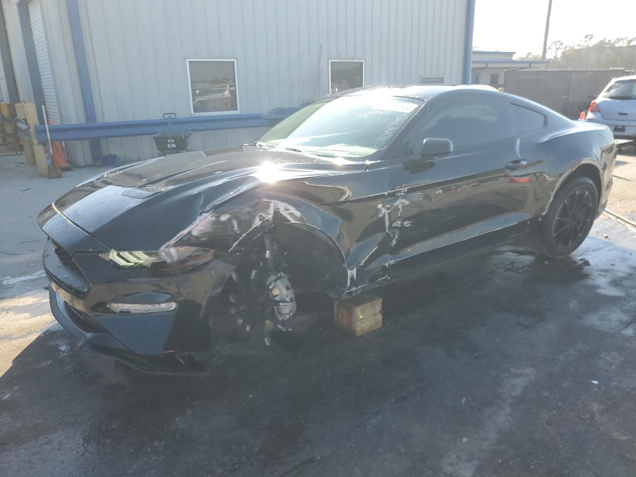 FORD MUSTANG 2019