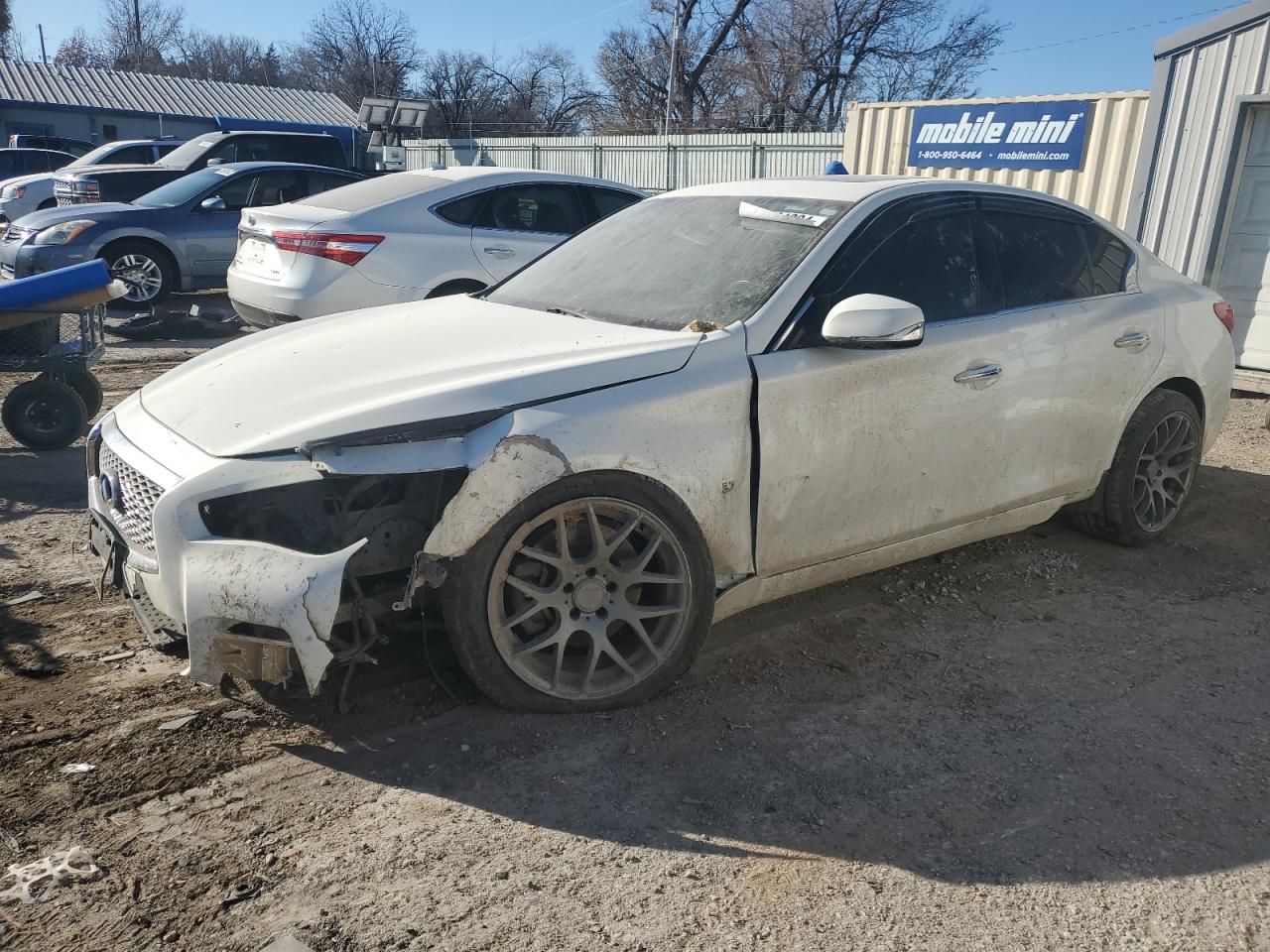 INFINITI Q50 2015