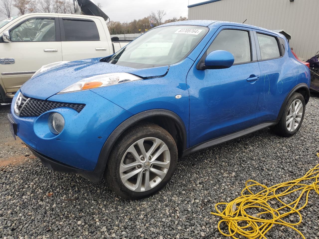 NISSAN JUKE S 2011