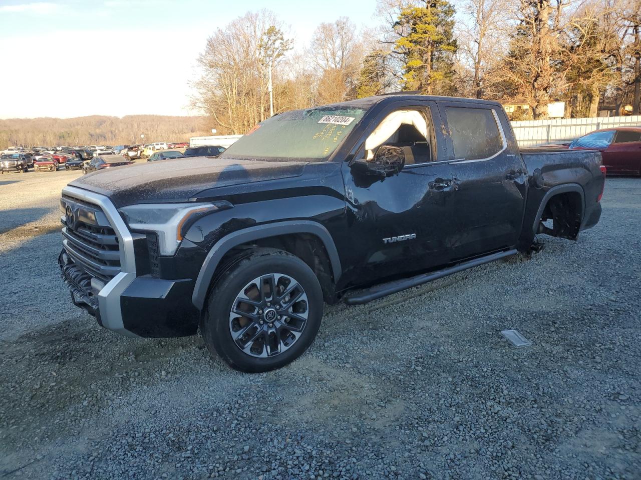 TOYOTA TUNDRA CRE 2024