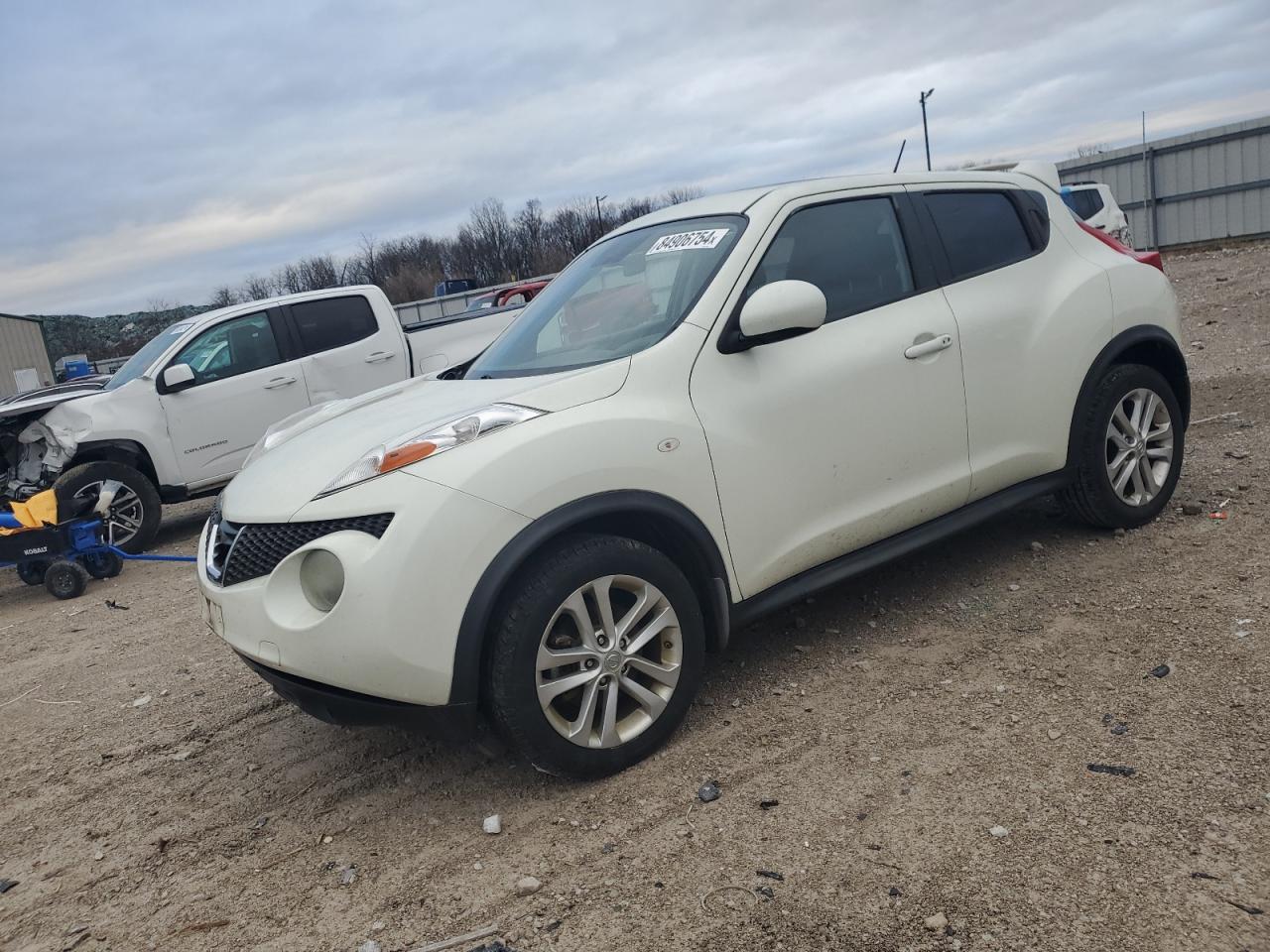 NISSAN JUKE S 2011
