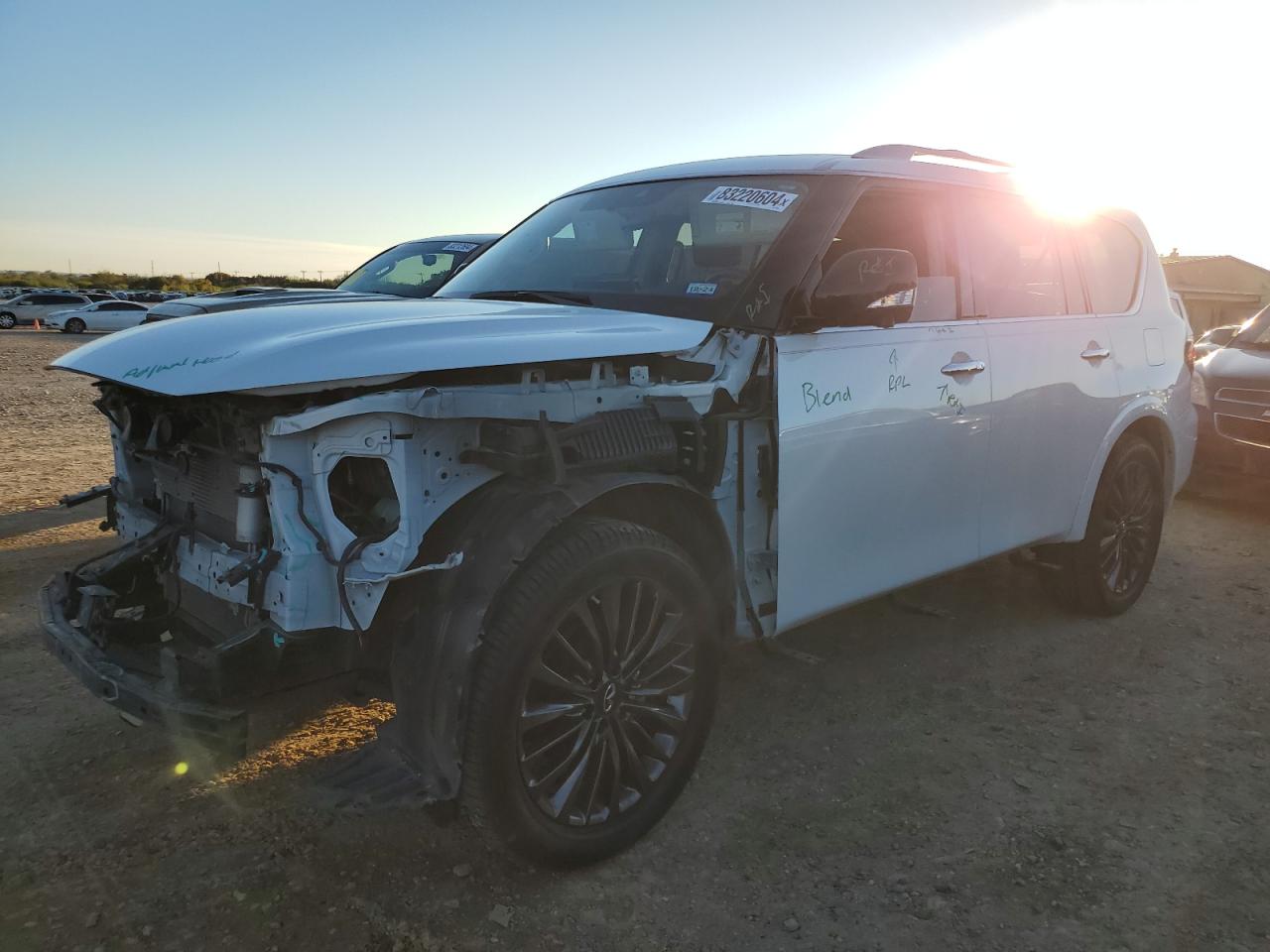 INFINITI QX80 LUXE 2022