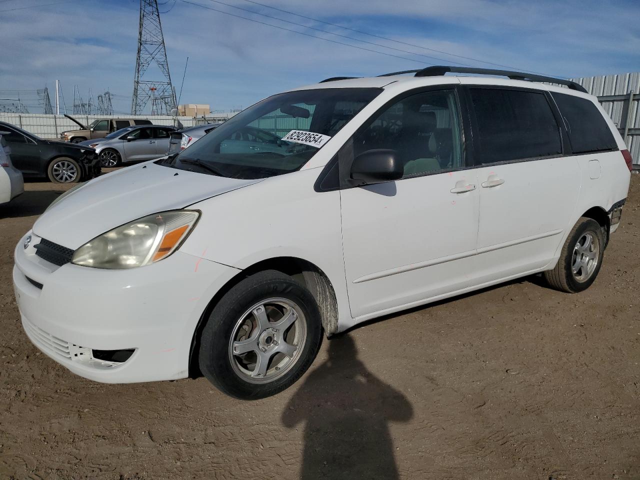 TOYOTA SIENNA CE 2004