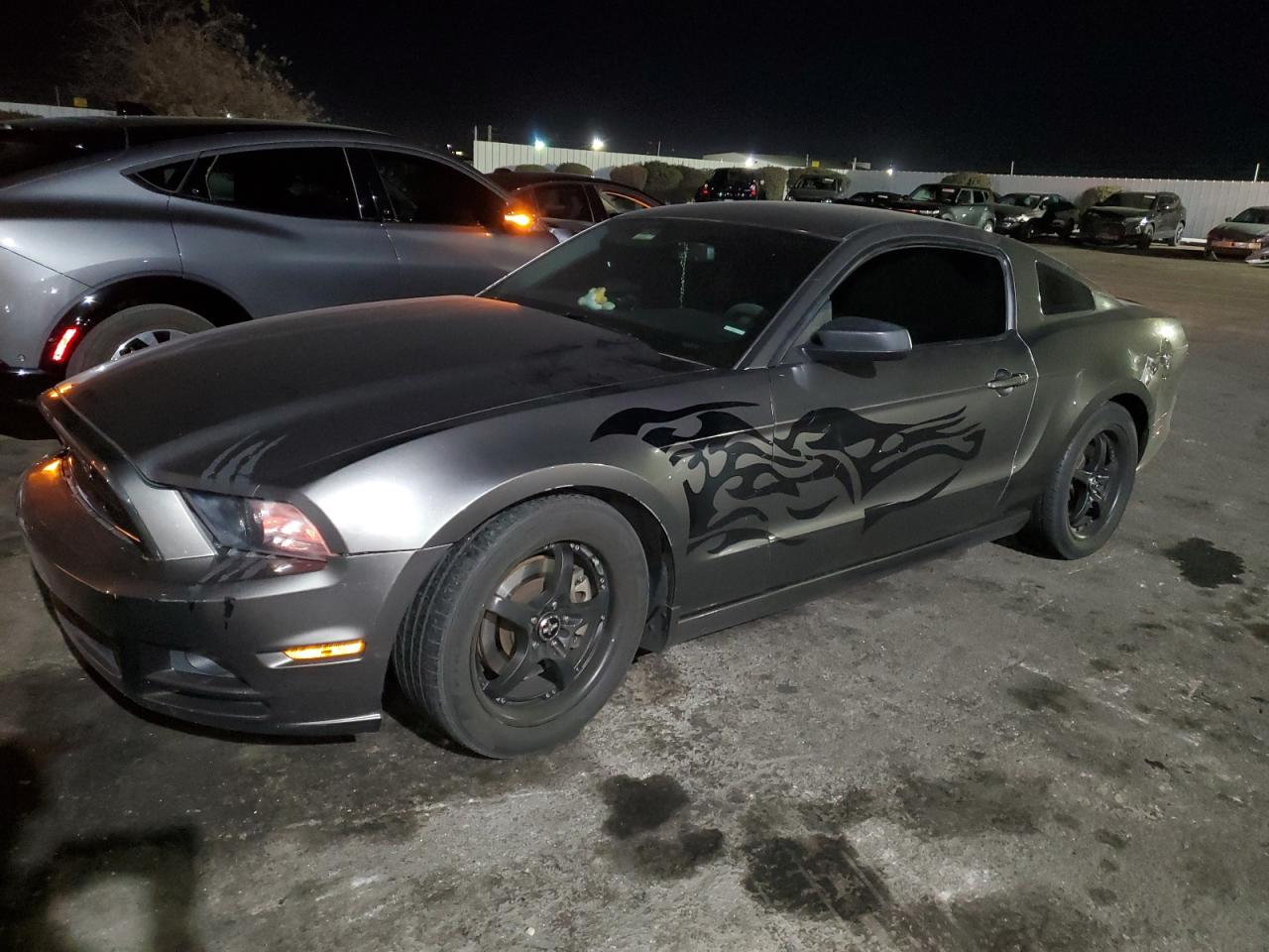 FORD MUSTANG 2014