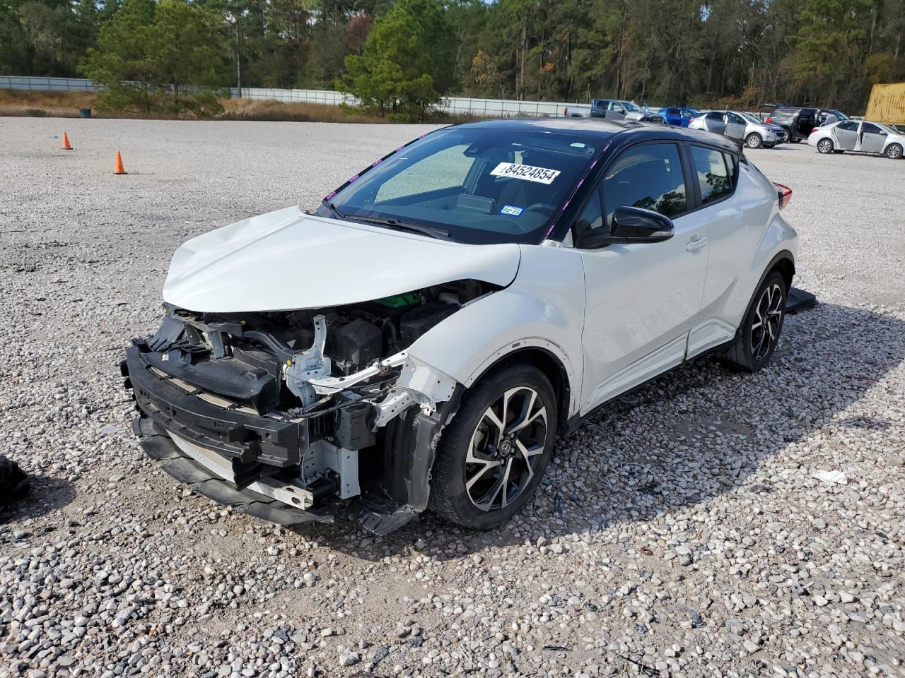 TOYOTA C-HR XLE 2019