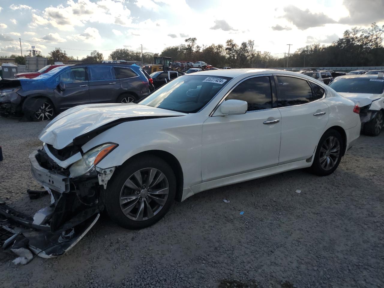 INFINITI M37 2012