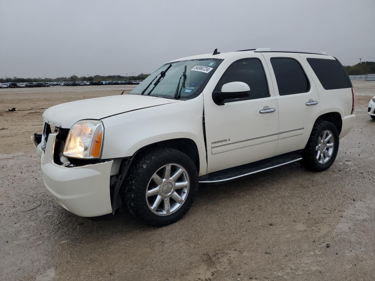 GMC YUKON DENA 2013
