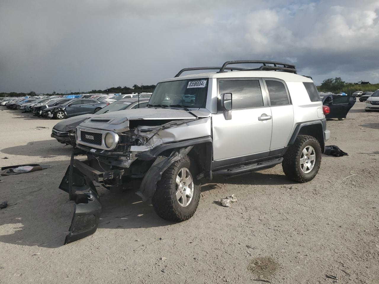 TOYOTA FJ CRUISER 2008