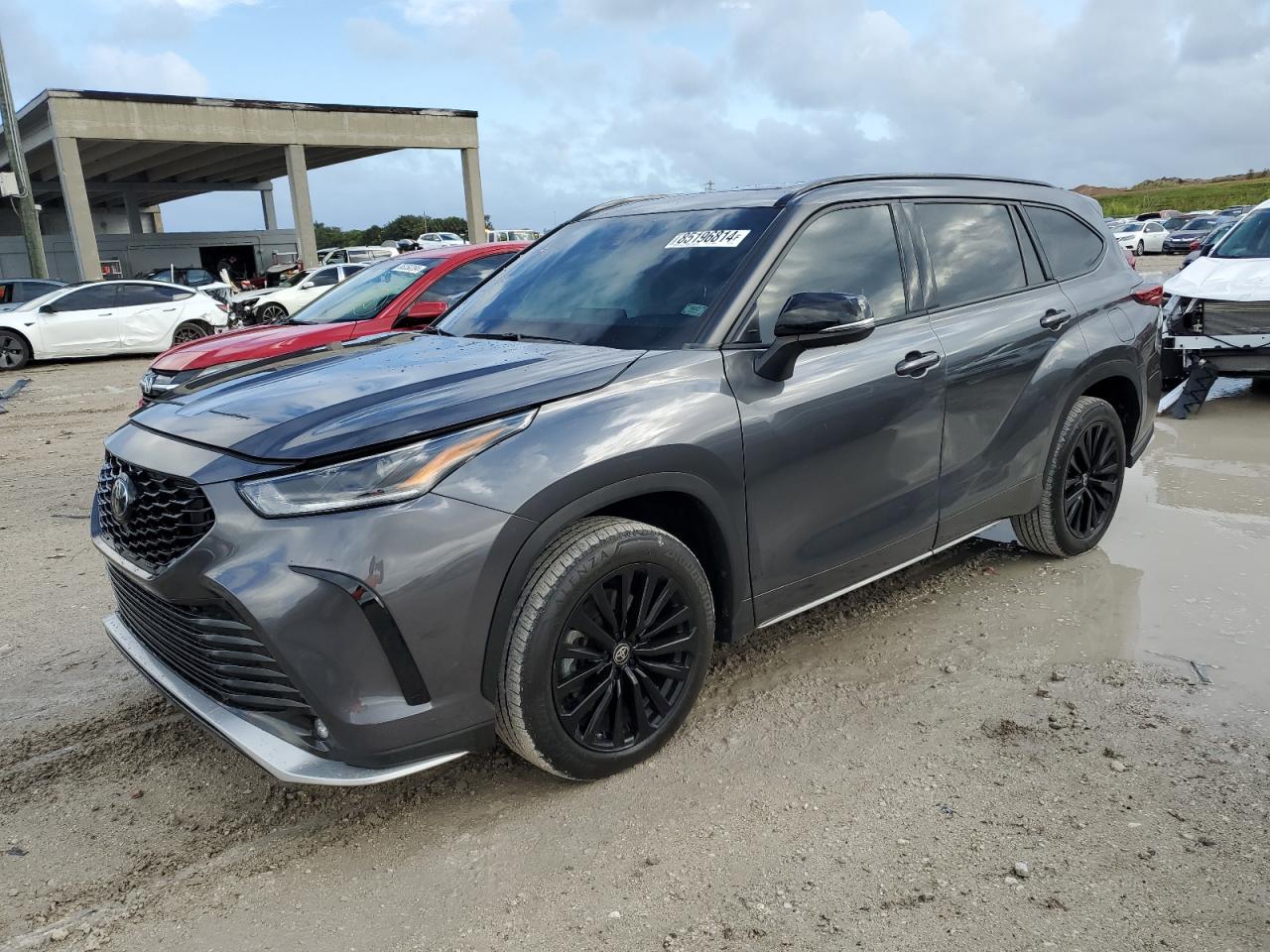 TOYOTA HIGHLANDER 2023