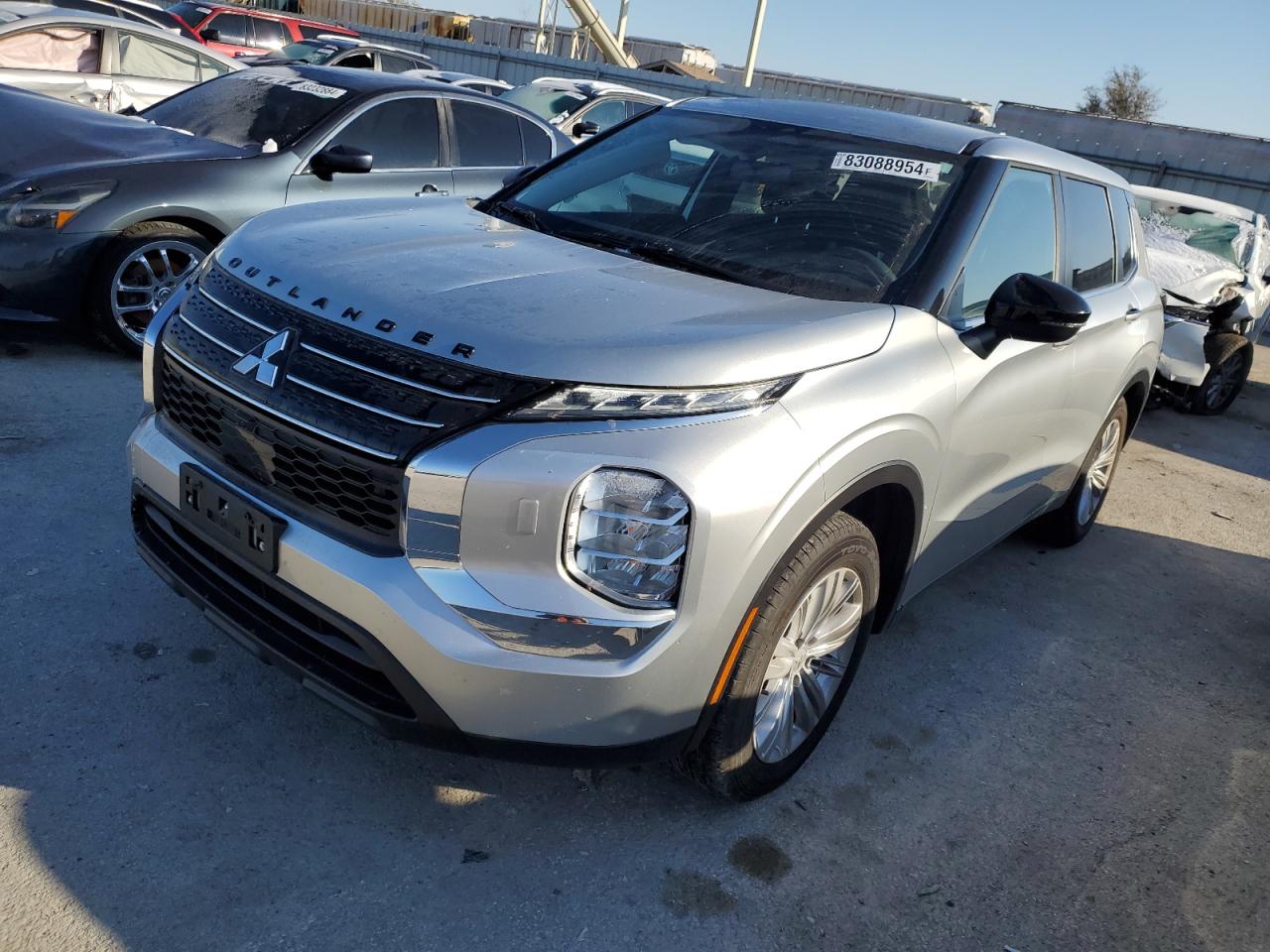 MITSUBISHI OUTLANDER 2024