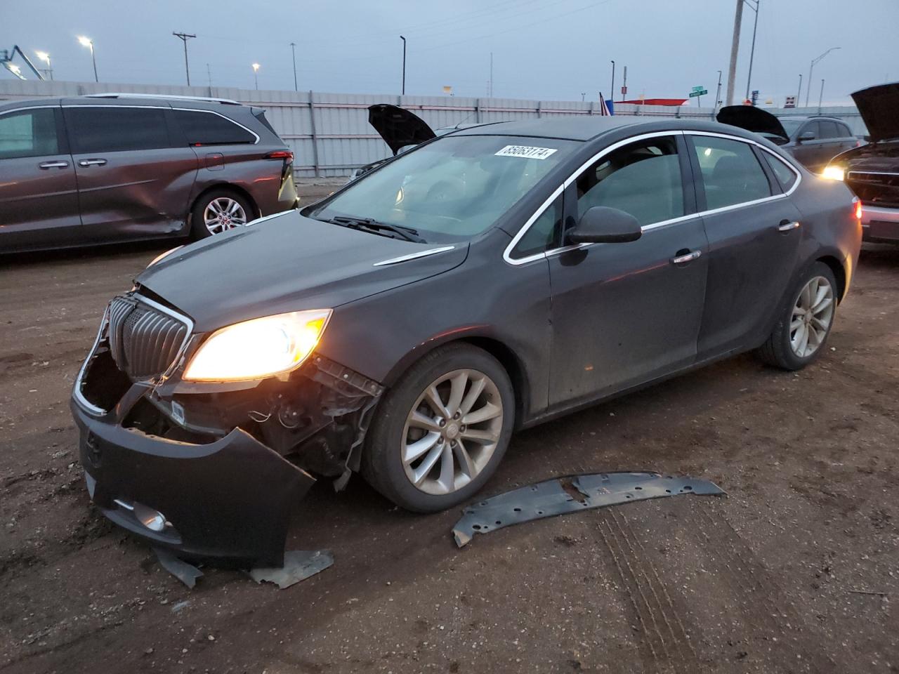 BUICK VERANO 2012