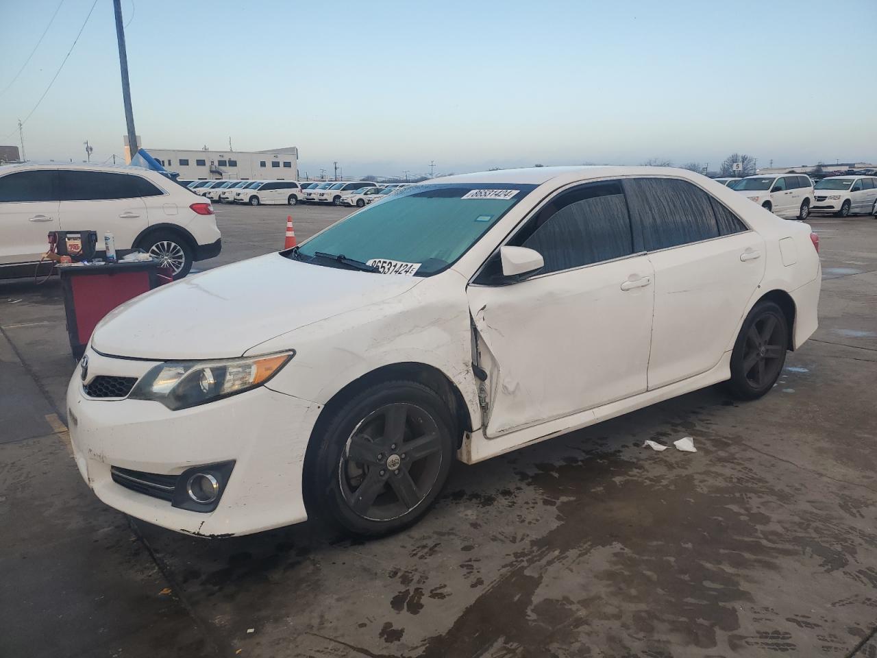 TOYOTA CAMRY BASE 2012
