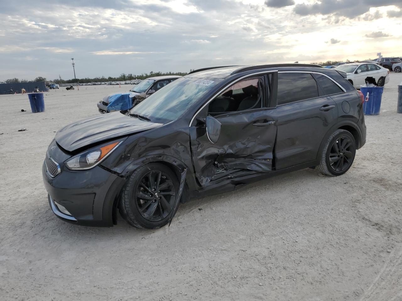 KIA NIRO EX 2019
