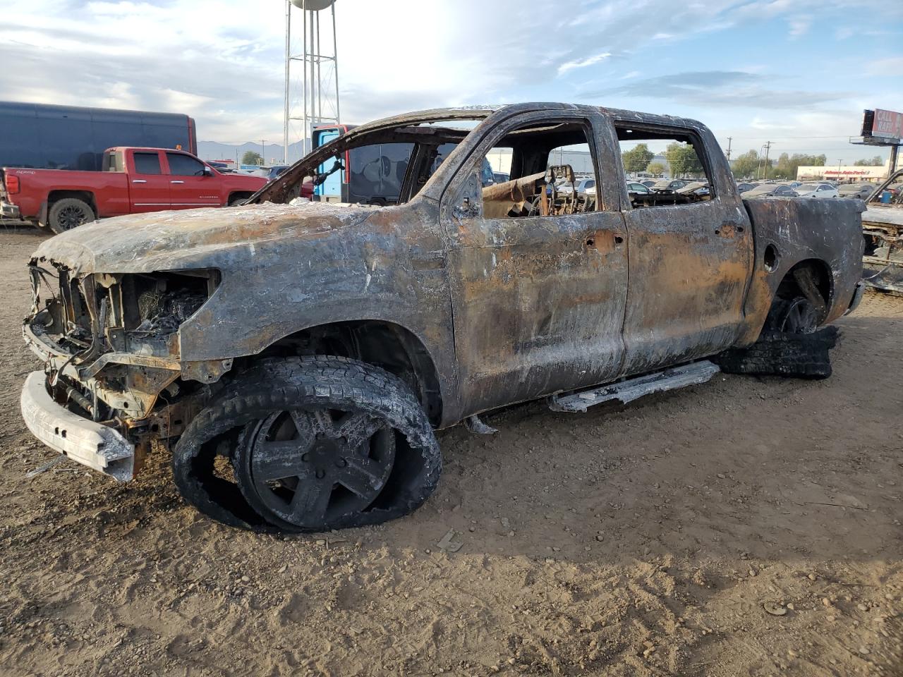 TOYOTA TUNDRA CRE 2010