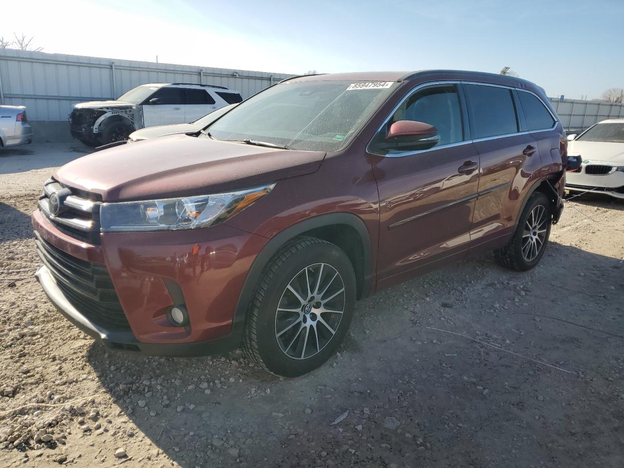 TOYOTA HIGHLANDER 2017