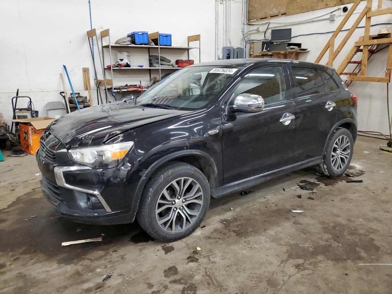 MITSUBISHI OUTLANDER 2016