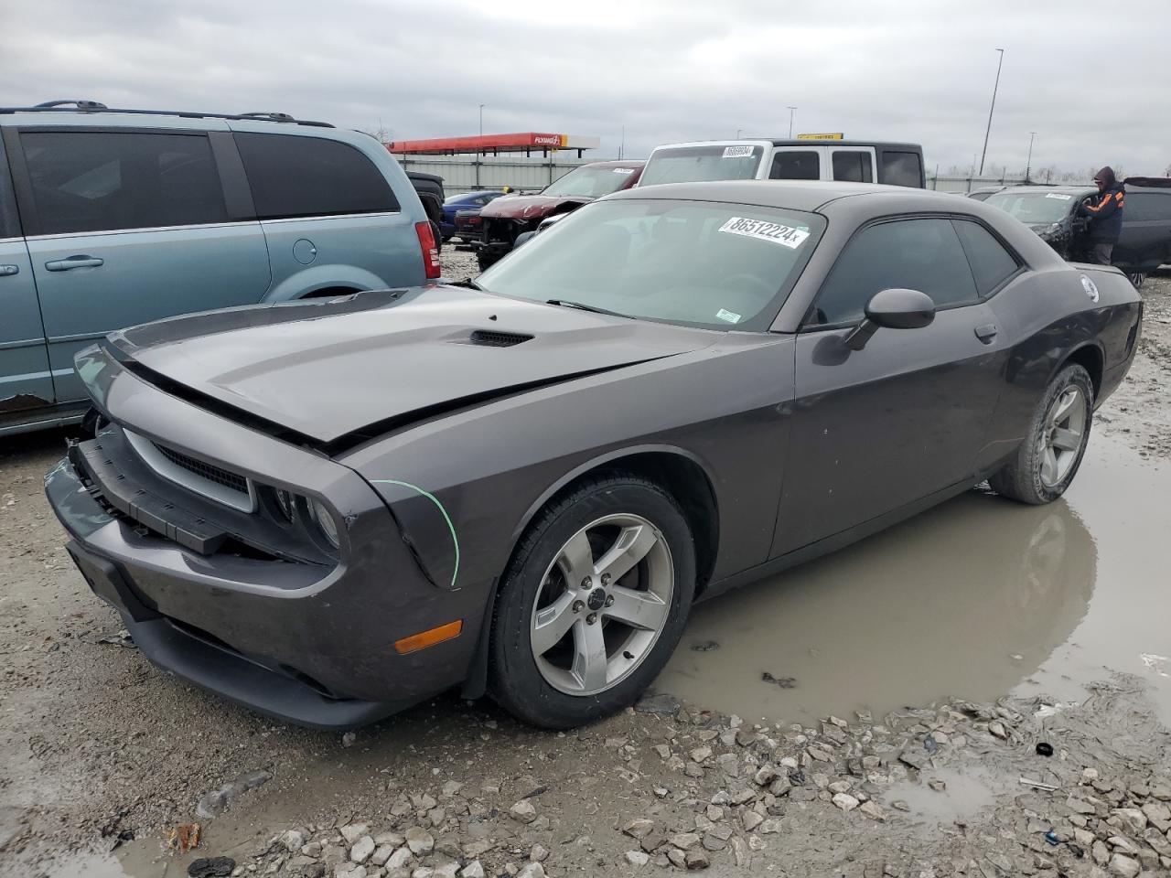 DODGE CHALLENGER 2013
