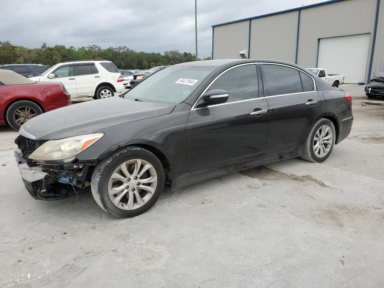 HYUNDAI GENESIS 3. 2013