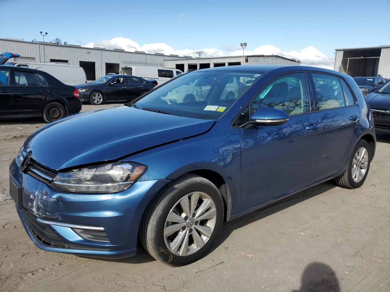 VOLKSWAGEN GOLF 2020