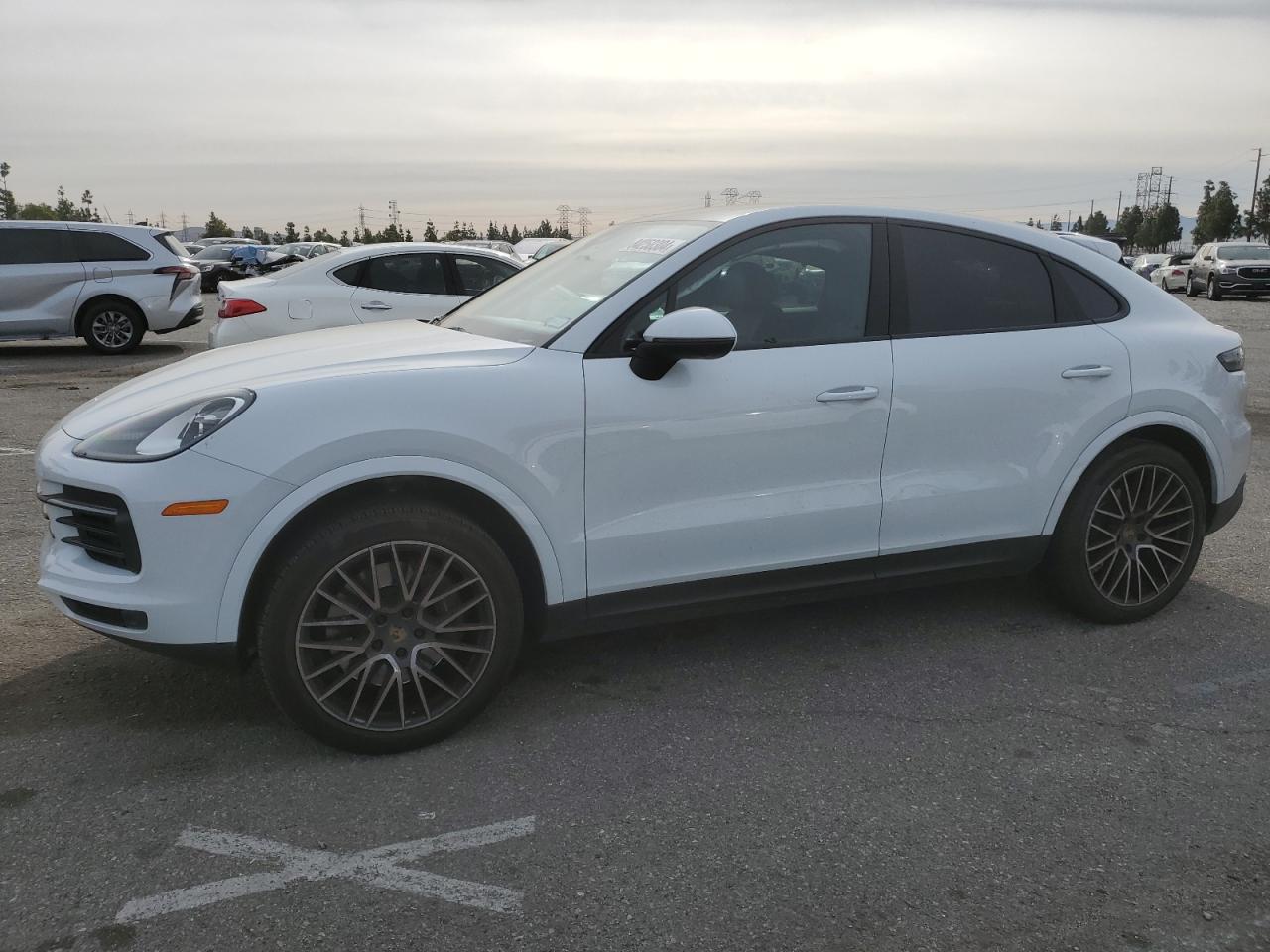 PORSCHE CAYENNE CO 2022