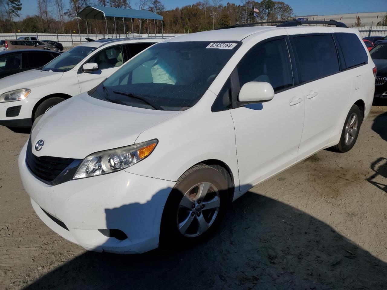 TOYOTA SIENNA LE 2013
