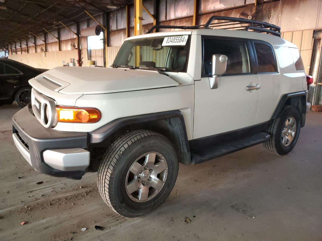 TOYOTA FJ CRUISER 2010