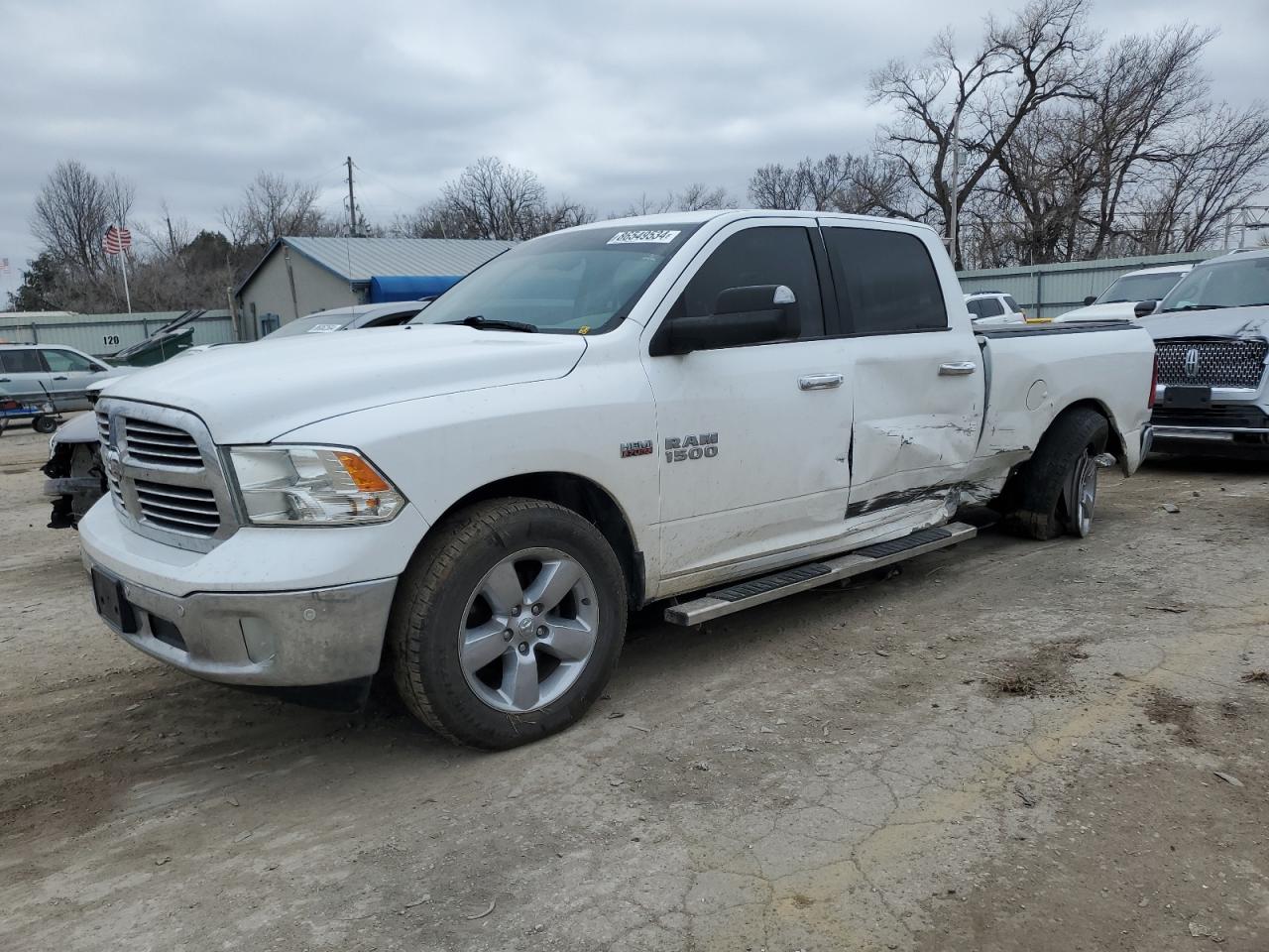RAM 1500 SLT 2017