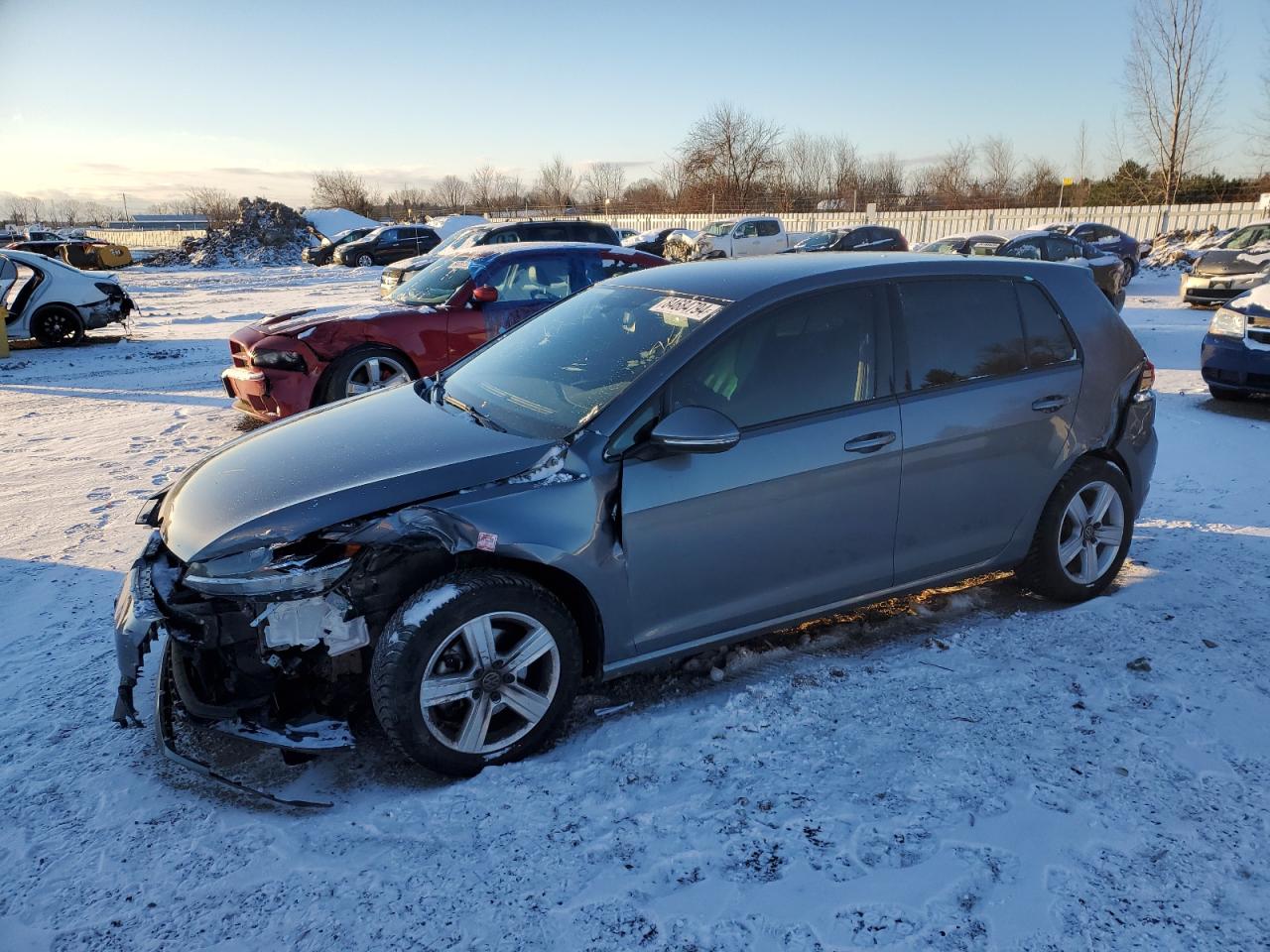 VOLKSWAGEN GOLF 2021