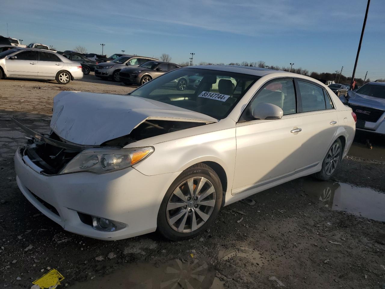 TOYOTA AVALON BAS 2011