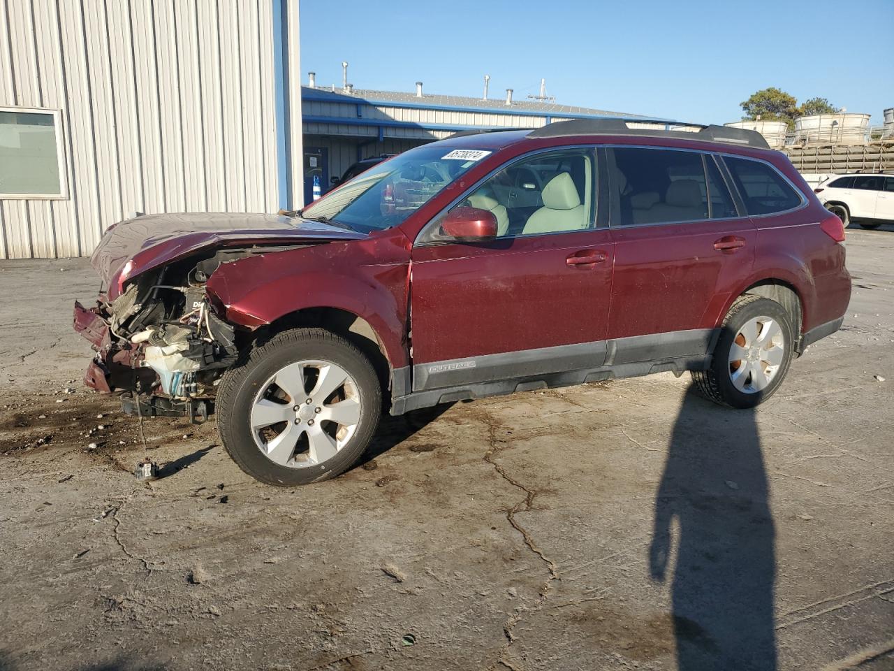 SUBARU OUTBACK 2. 2011