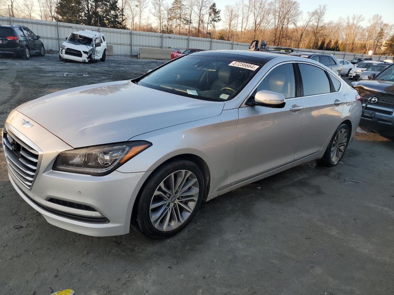HYUNDAI GENESIS 3. 2015