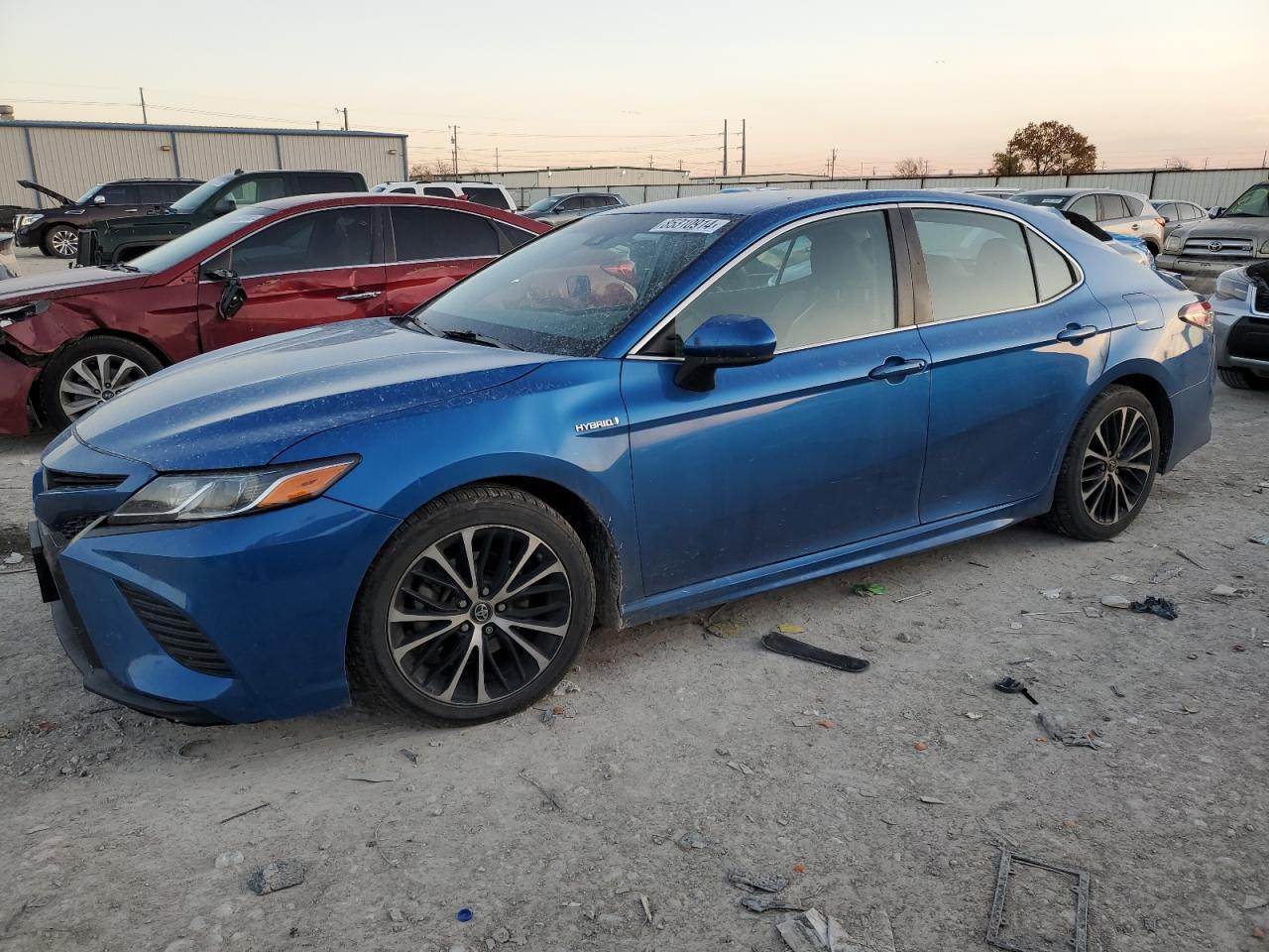 TOYOTA CAMRY HYBR 2018