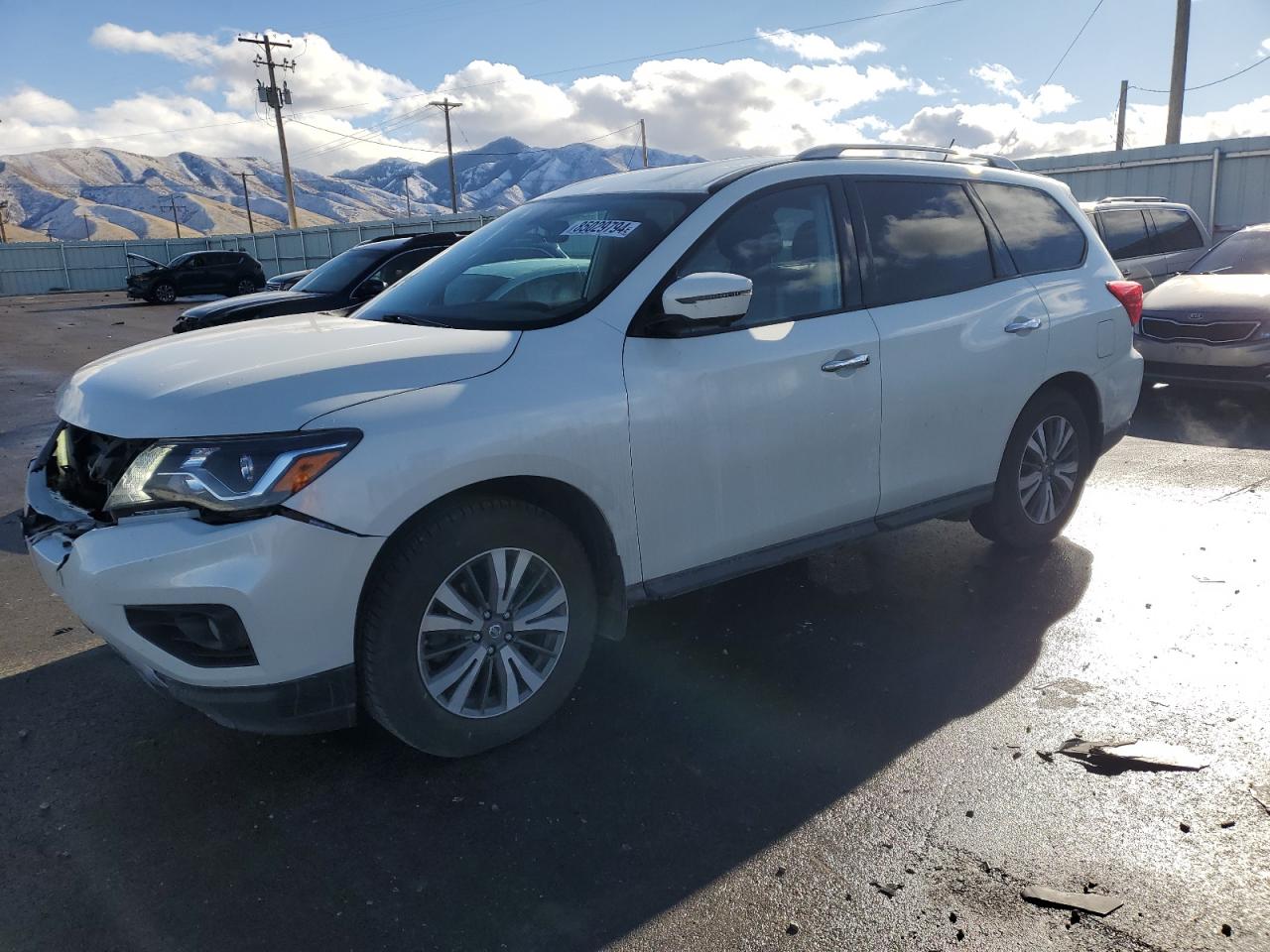 NISSAN PATHFINDER 2017
