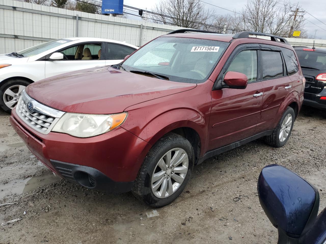 SUBARU FORESTER 2 2011