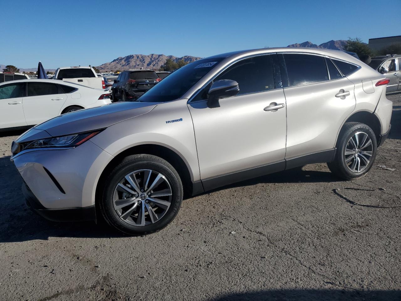 TOYOTA VENZA LE/X 2021