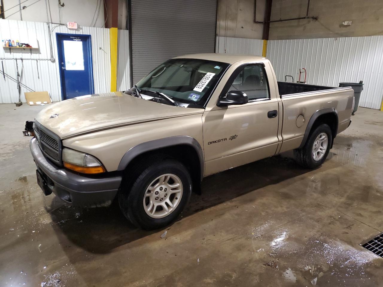 DODGE DAKOTA BAS 2002