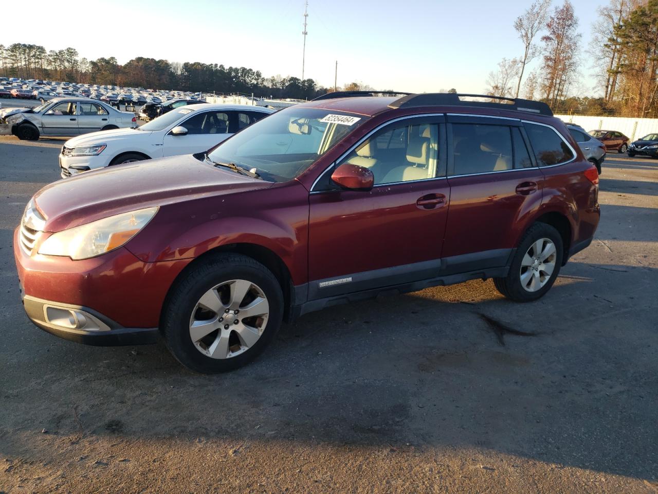 SUBARU OUTBACK 2. 2011